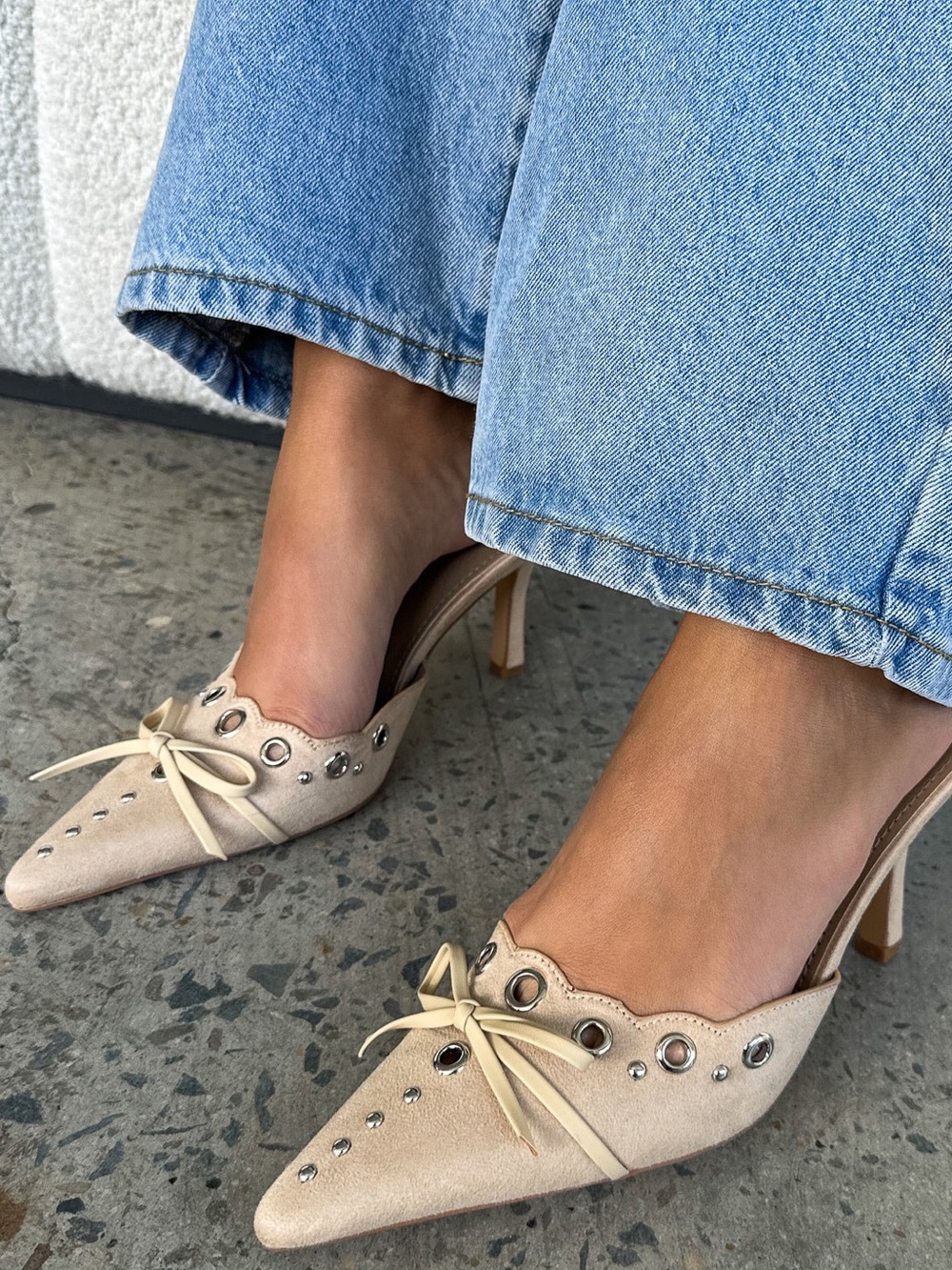 NWOT White Fox Lenia Beige Heeled Mules